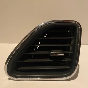 2011-2014 Chrysler 200 Driver Right Outer Side Dash Air Vent Grill Mopar OEM